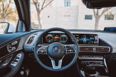 <strong>小鹏P7搭载XPILOT 3.0系统</strong>