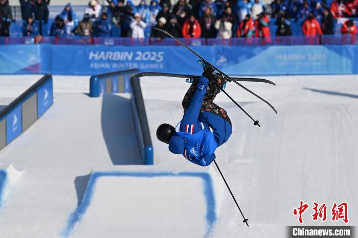 哈尔滨亚冬会综合报道：中国队单届奖牌数创新