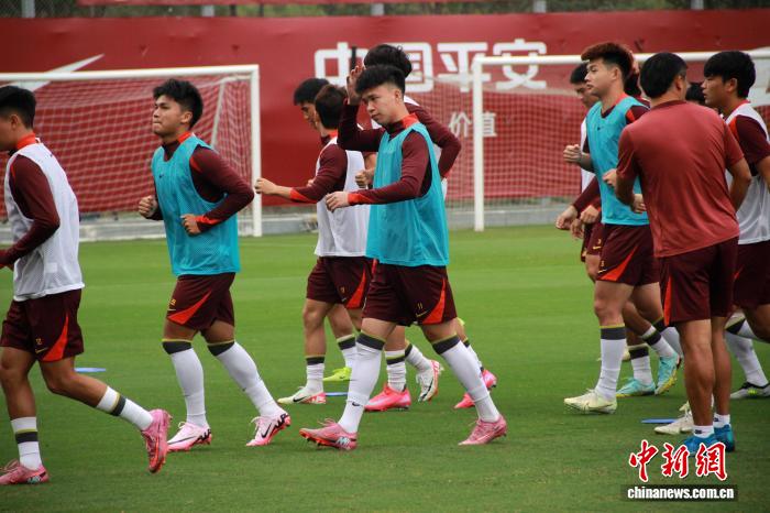 U22国足迎战澳大利亚 亚预赛D组赛事即将打响