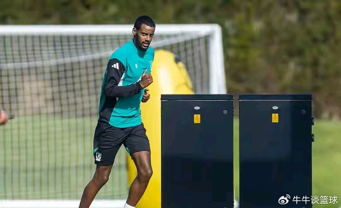 利物浦天价引援伊萨克成笑柄，英超赛场上演悲